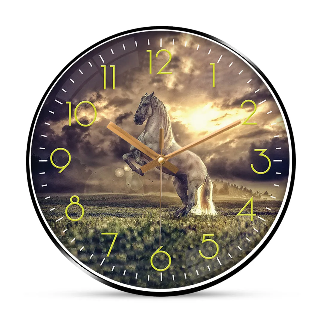 Attractive horse wall clock