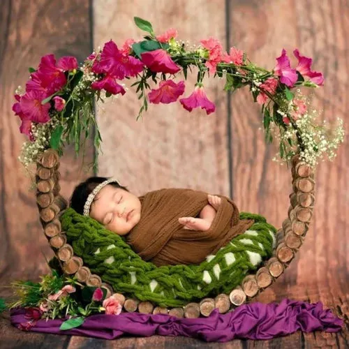 Babymoon Logs Wooden Swing | Wooden Properties | Baby Photography Props