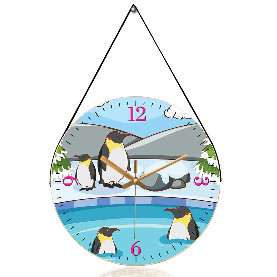Bathing penguin wall clock