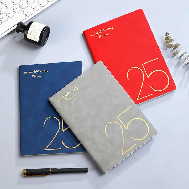 Dashboard Daily Book Year Customizable Notebooks Yearly Planner Custom Planner A5 2025 Planner and Journal Sets لوحة معلومات دفتر يومي سنوي دفاتر ملاحظات قابلة للتخصيص مخطط سنوي مخطط مخصص A5 2025 مجموعات مخطط ومجلة