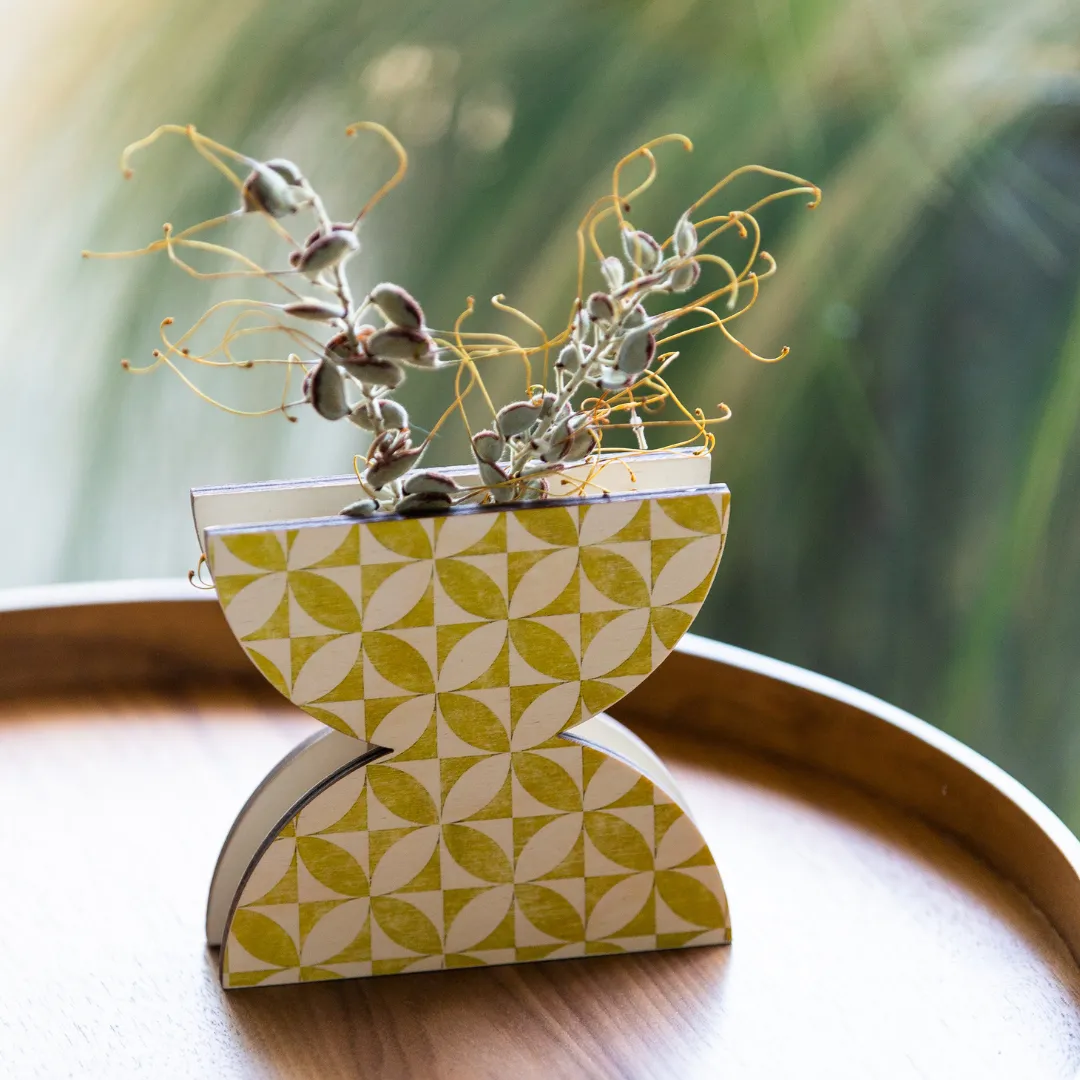 Double Dome Petals Wall   Tabletop Vase Planter