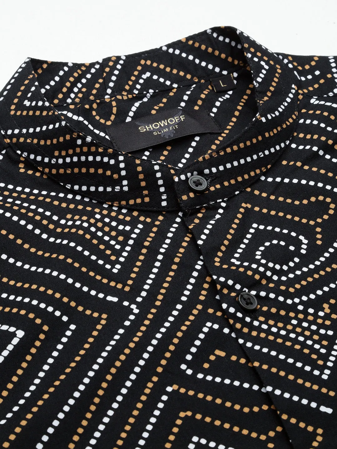 Men Black Geometric Slim Fit Casual Shirt