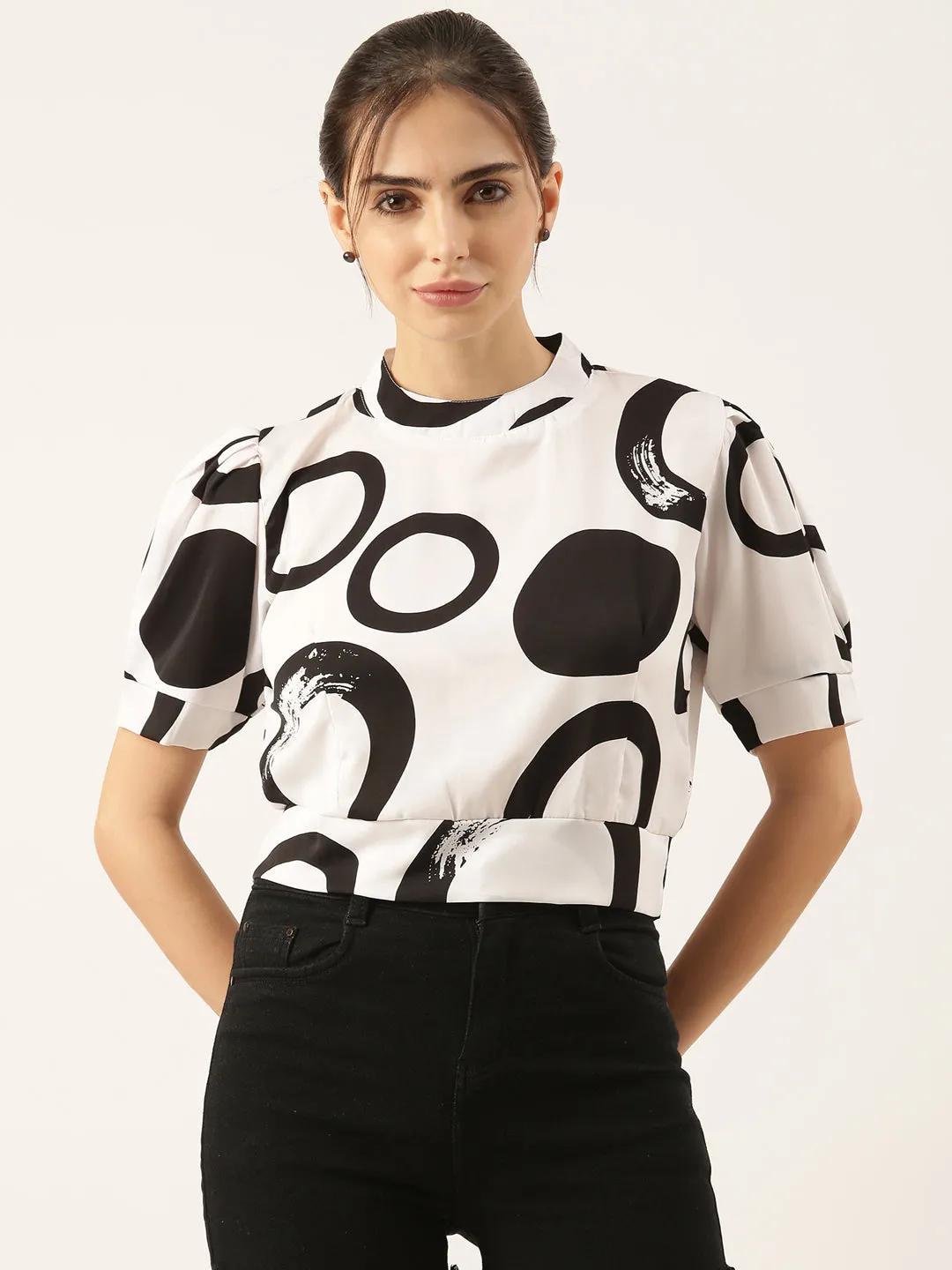 Women White Geometric Print Choker Neck Puff Sleeve Crepe Cinched Waist Crop Top